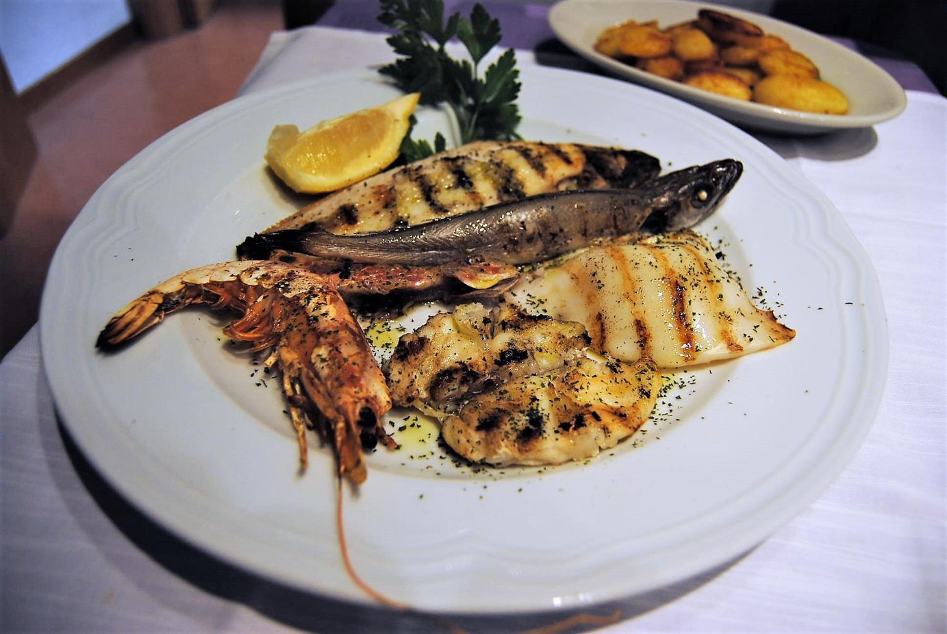 Hotel Ristorante Solelago Guardialfiera Eksteriør bilde